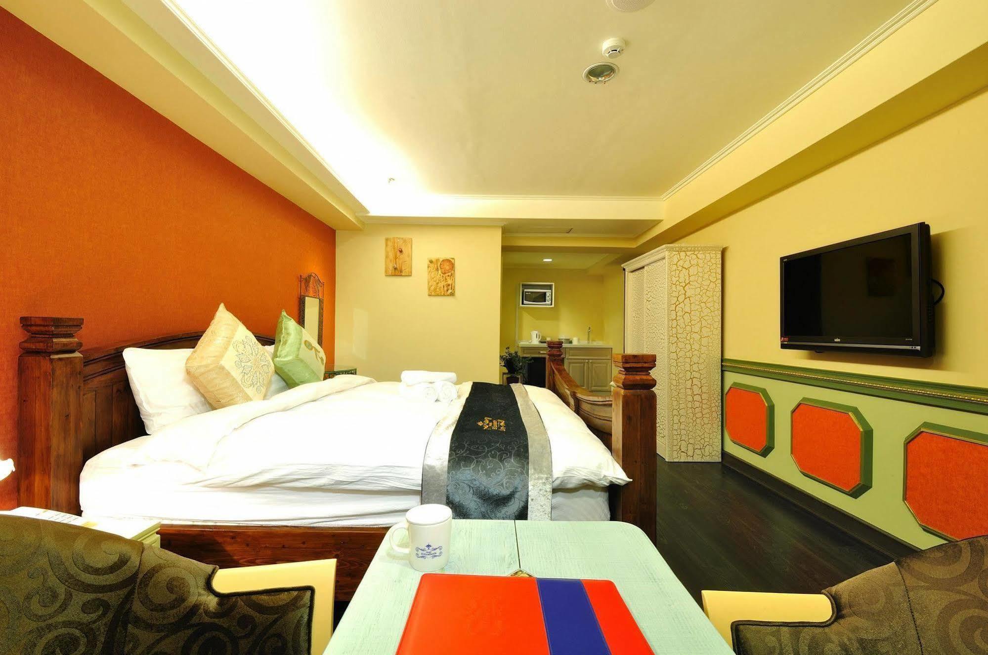 טאיצ'ונג Elizabeth Hotel מראה חיצוני תמונה